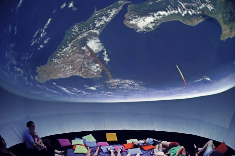 MOBILNE PLANETARIUM