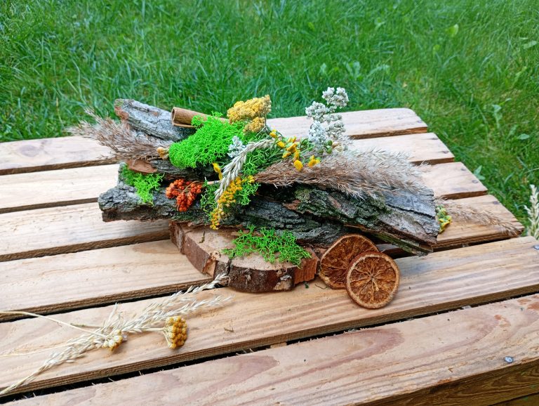 TWORZENIE STOŁOWYCH KOMPOZYCJI FLORYSTYCZNYCH