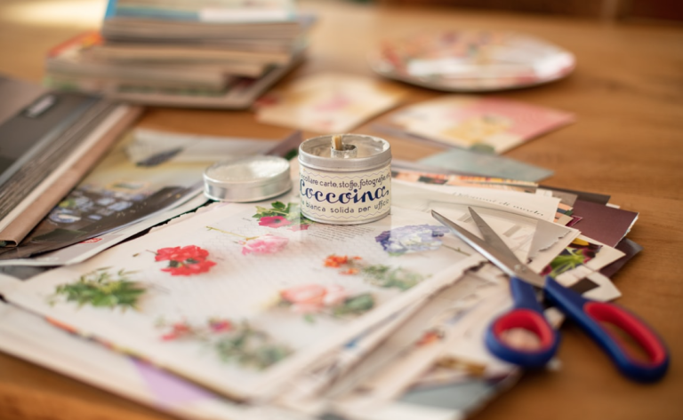 SCRAPBOOKING