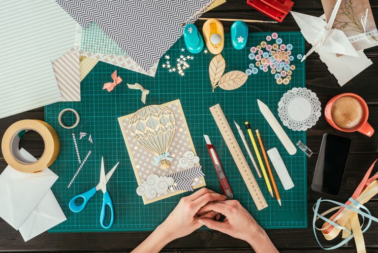 SCRAPBOOKING